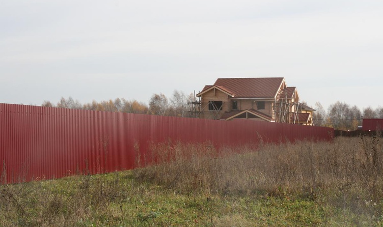 Фото Заборы из профнастила